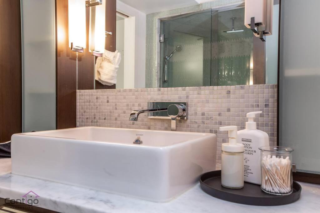 Historic Jd Loft, Near Ice District, Rogers Place, Ug Parking إيدمونتون المظهر الخارجي الصورة