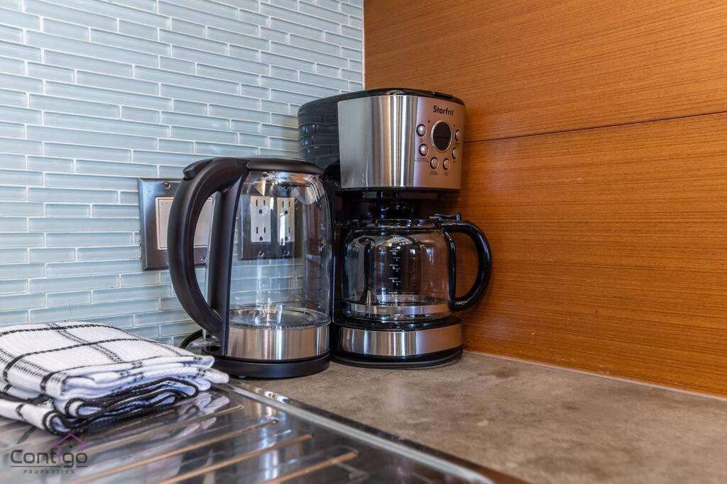 Historic Jd Loft, Near Ice District, Rogers Place, Ug Parking إيدمونتون المظهر الخارجي الصورة