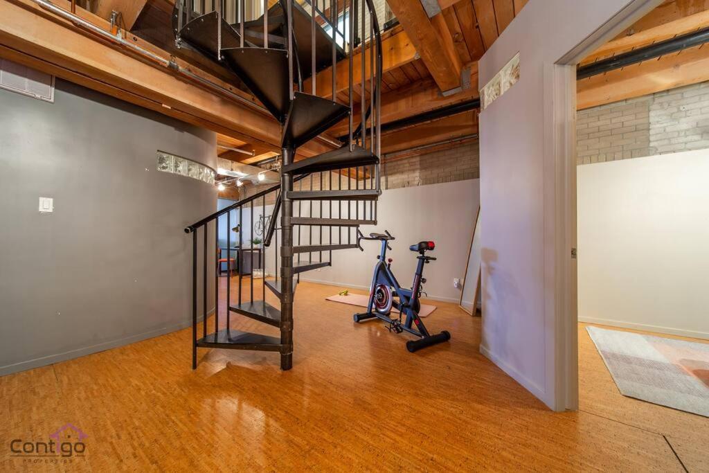 Historic Jd Loft, Near Ice District, Rogers Place, Ug Parking إيدمونتون المظهر الخارجي الصورة