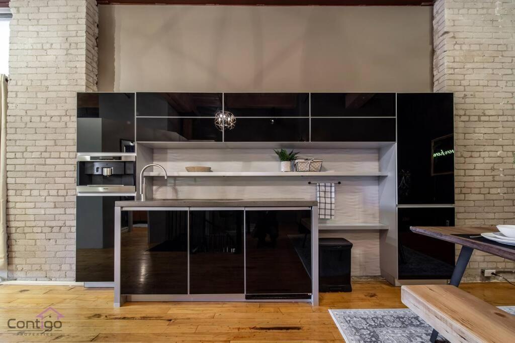 Historic Jd Loft, Near Ice District, Rogers Place, Ug Parking إيدمونتون المظهر الخارجي الصورة