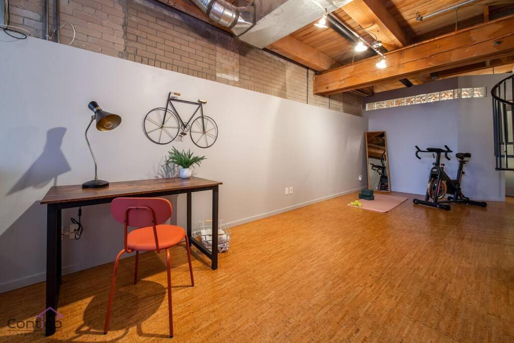 Historic Jd Loft, Near Ice District, Rogers Place, Ug Parking إيدمونتون المظهر الخارجي الصورة