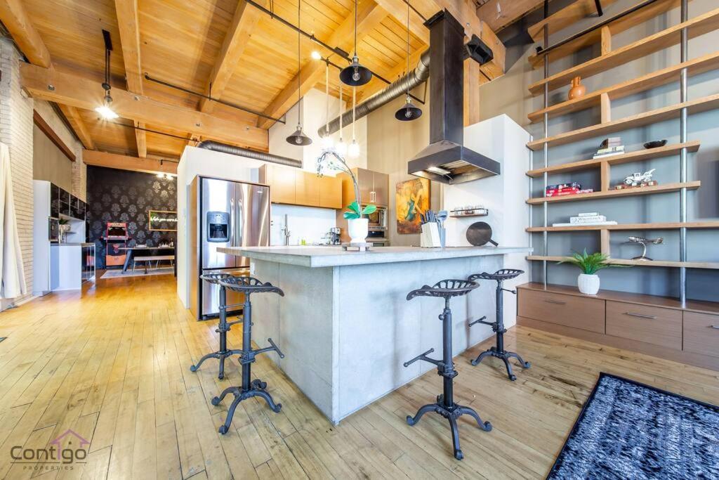 Historic Jd Loft, Near Ice District, Rogers Place, Ug Parking إيدمونتون المظهر الخارجي الصورة