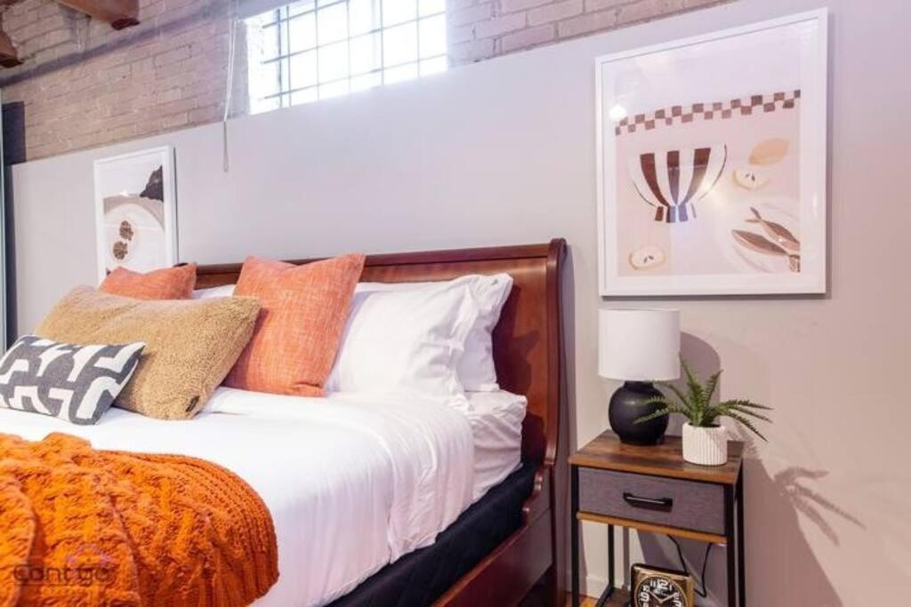 Historic Jd Loft, Near Ice District, Rogers Place, Ug Parking إيدمونتون المظهر الخارجي الصورة